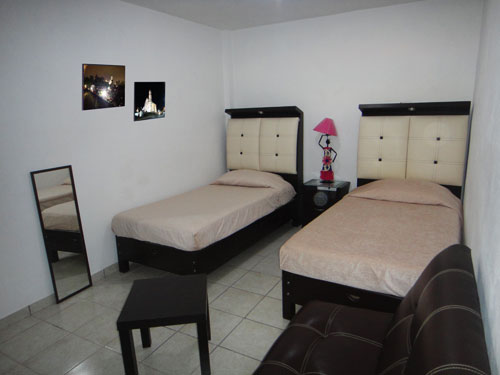 Habitaci&oacute,n Sencilla